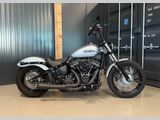 HARLEY-DAVIDSON STREET BOB FXBB
