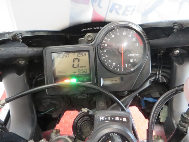 honda - cbr-900-rr-fireblade