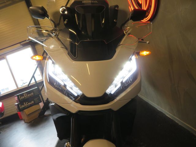 honda - nt-1100