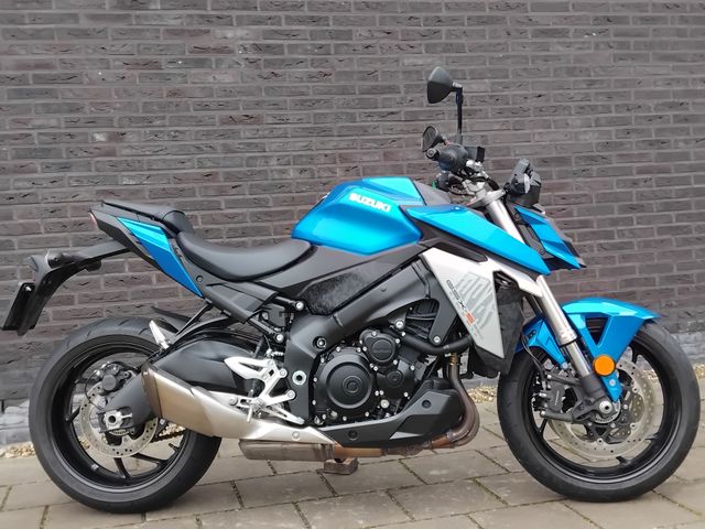 suzuki - gsx-s-950