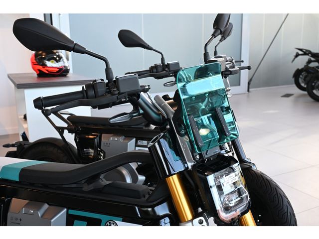 bmw - ce-02