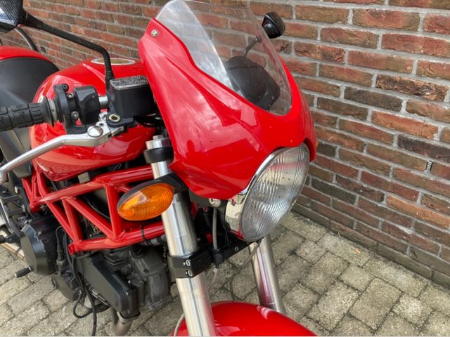 ducati - monster-695