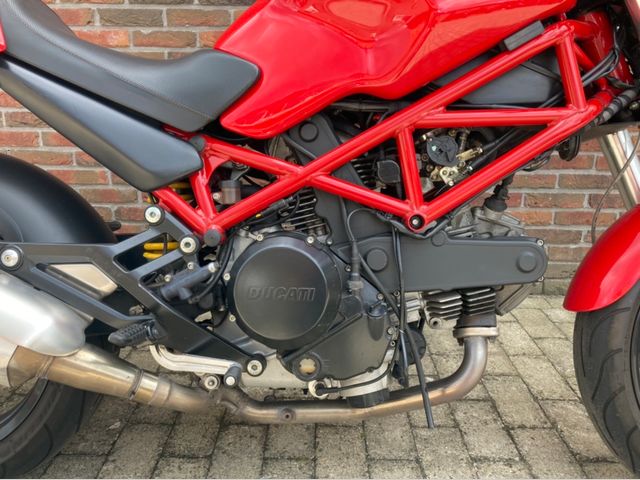 ducati - monster-695