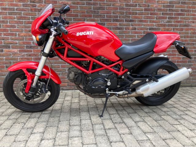ducati - monster-695