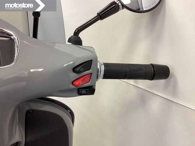 vespa - gts-super-tech-300
