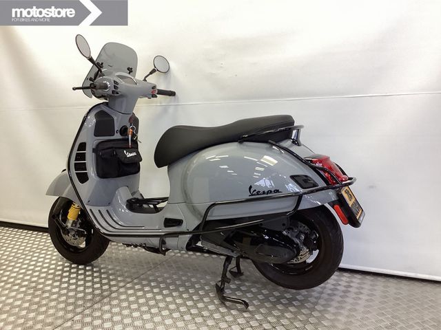 vespa - gts-super-tech-300