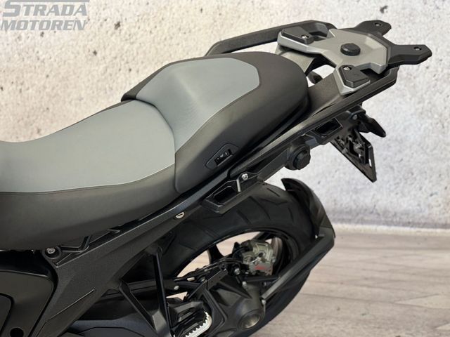 bmw - r-1300-gs-triple-black