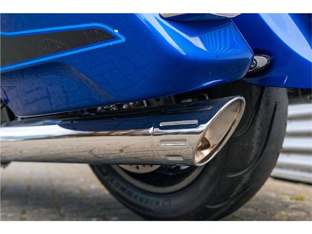 bmw - r-18-b