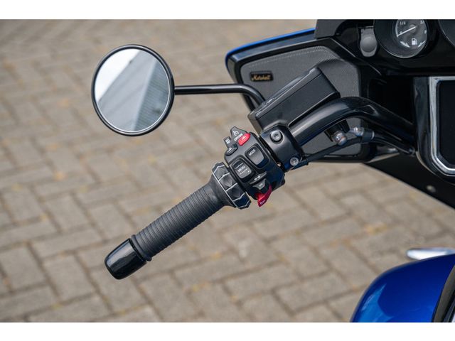 bmw - r-18-b