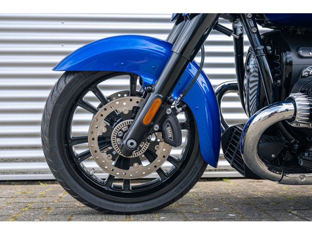 bmw - r-18-b