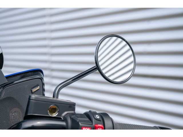 bmw - r-18-b