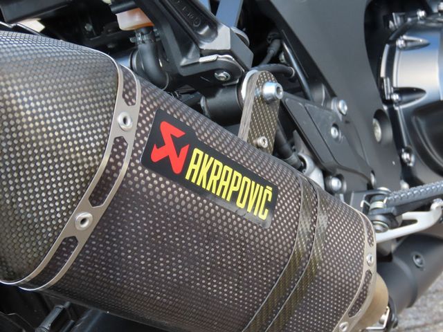 kawasaki - z1000-abs