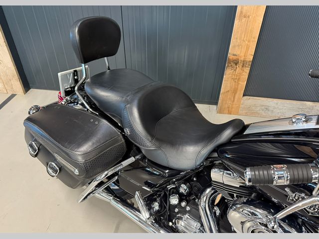 harley-davidson - road-king-classic-flhrc