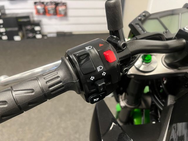 kawasaki - z-800-abs