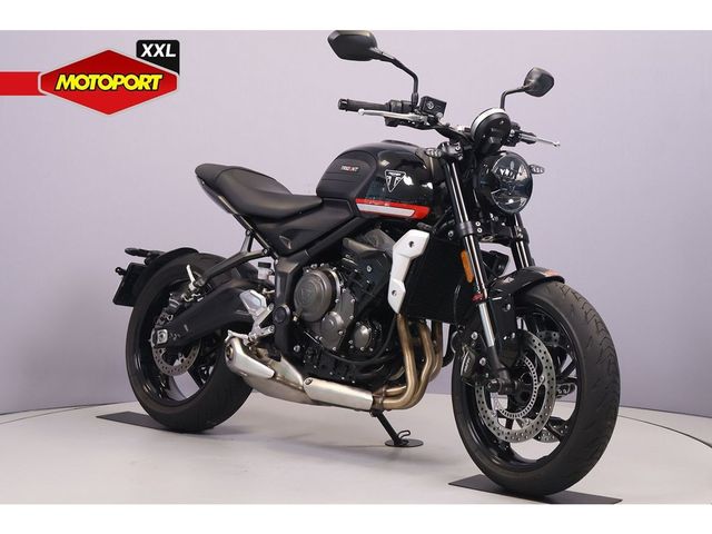 triumph - trident-660