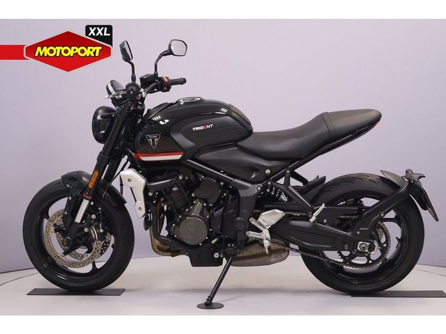 triumph - trident-660