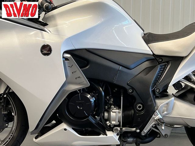honda - vfr-1200-f