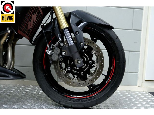 suzuki - gsr-750