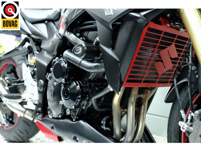 suzuki - gsr-750