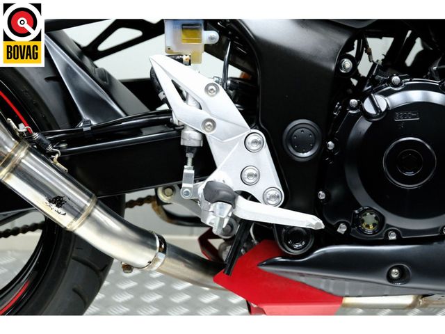 suzuki - gsr-750