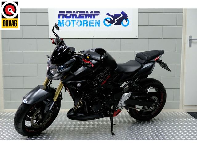suzuki - gsr-750