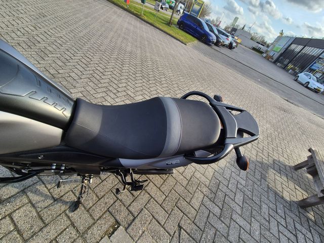 suzuki - v-strom-650-xta-adventure