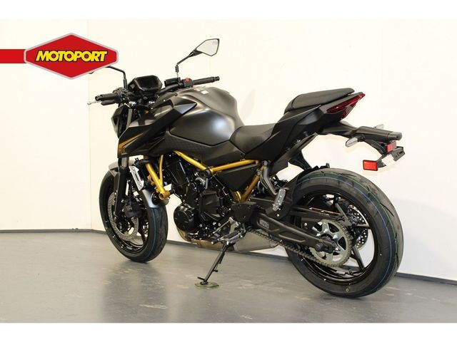 kawasaki - z650-s