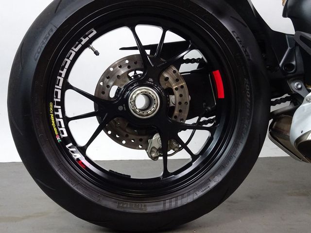 ducati - streetfighter-v4s