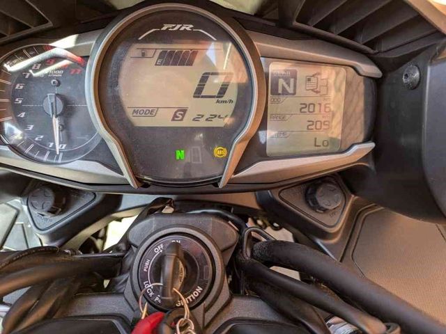 yamaha - fjr-1300-ae