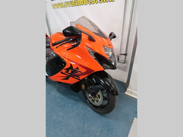 suzuki - gsx-r-1300-hayabusa