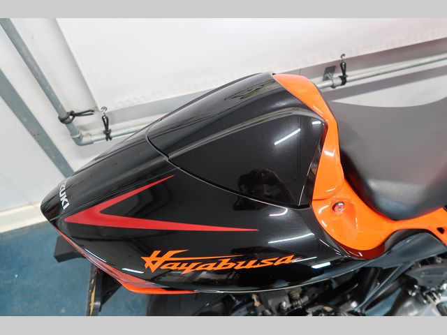 suzuki - gsx-r-1300-hayabusa