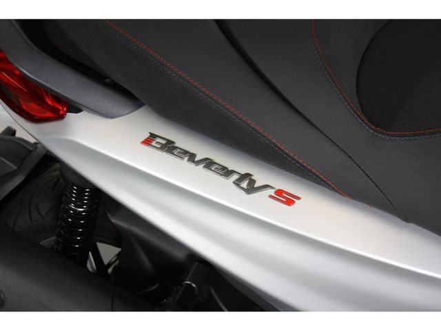 piaggio - new-beverly-400-hpe
