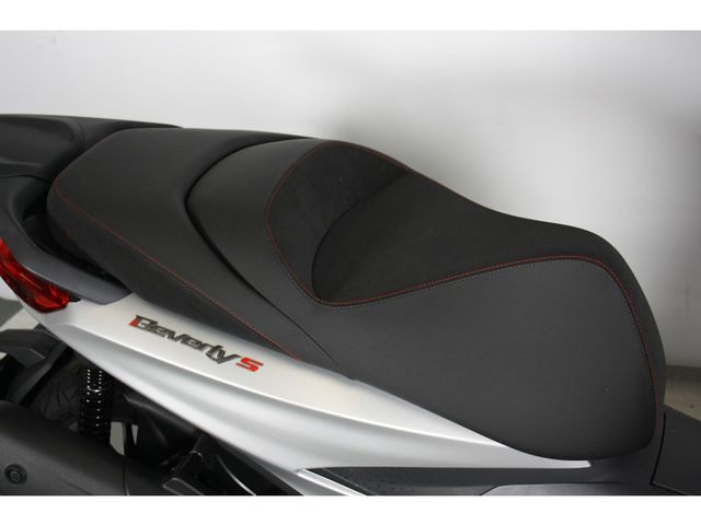 piaggio - new-beverly-400-hpe