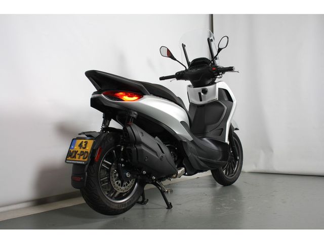 piaggio - new-beverly-400-hpe