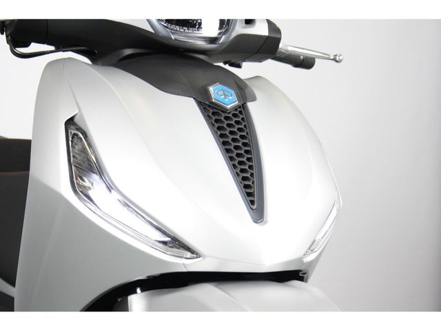 piaggio - new-beverly-400-hpe