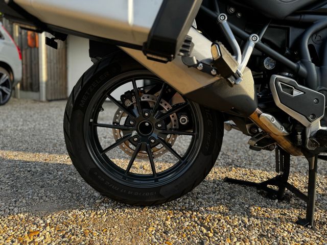 triumph - tiger-explorer