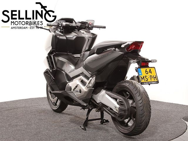 honda - nss-750-forza