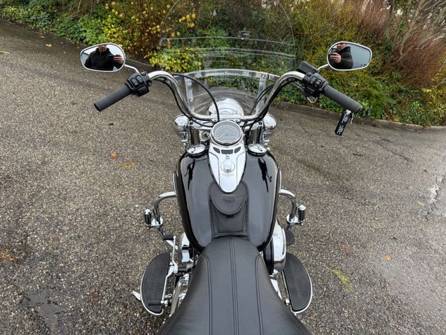 harley-davidson - heritage-softail