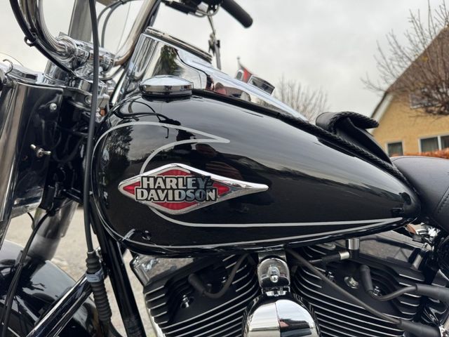 harley-davidson - heritage-softail