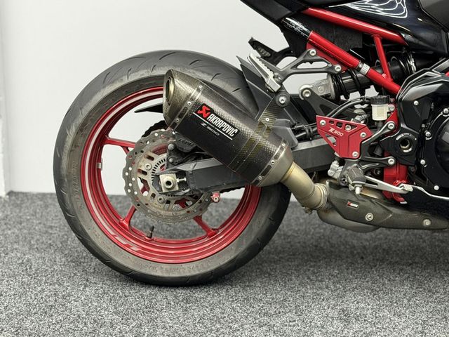 kawasaki - z900-performance