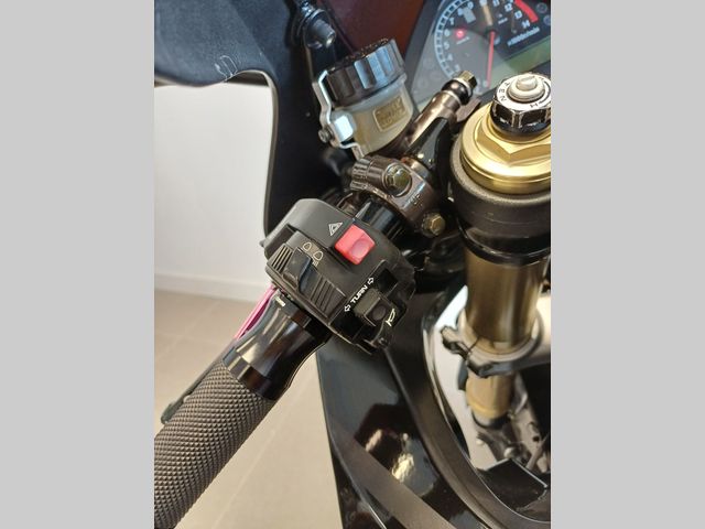 honda - cbr-1000-rr-fireblade