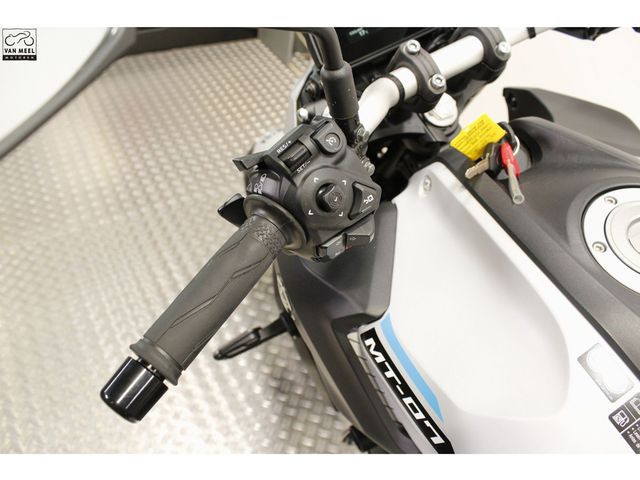 yamaha - mt-07-y-amt