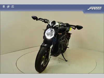 MV AGUSTA DRAGSTER 800 RR – foto 3