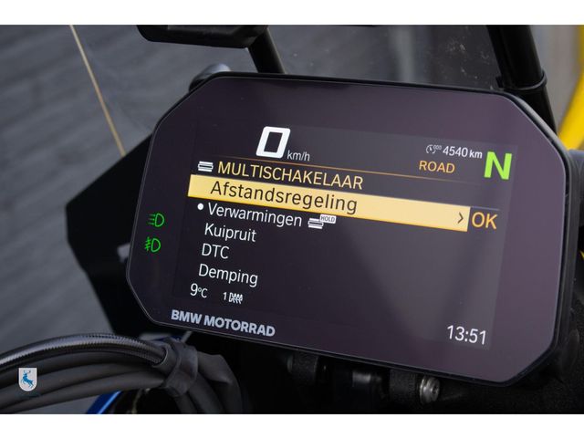 bmw - r-1300-gs-adventure