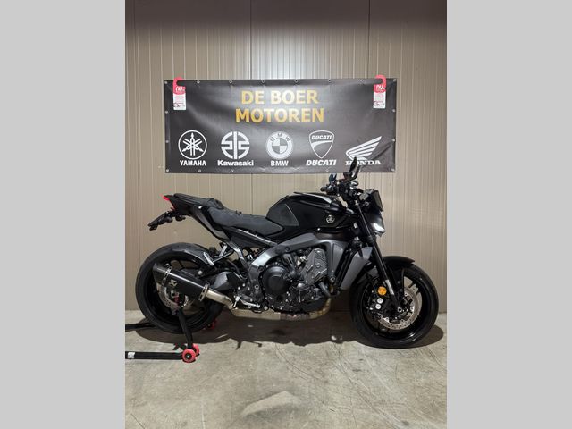 yamaha - mt-09-y-amt
