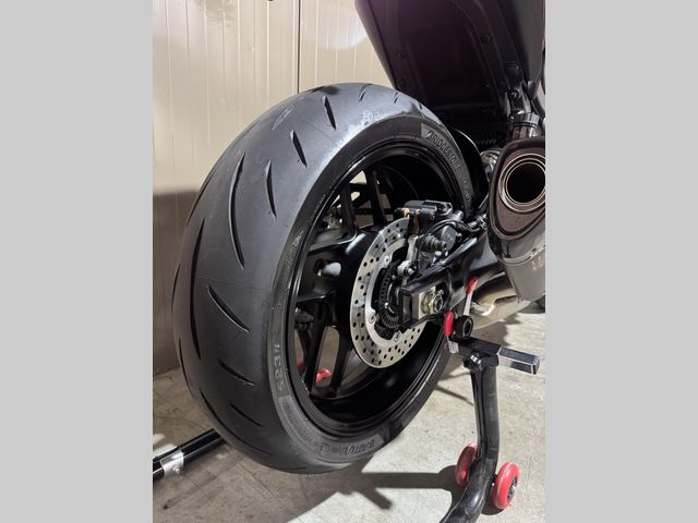 yamaha - mt-09-y-amt