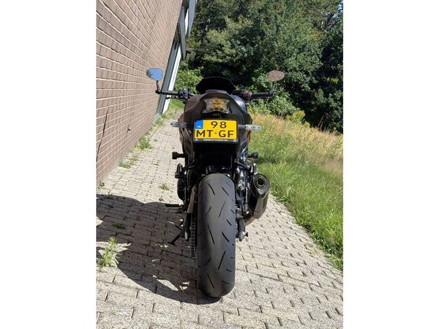 kawasaki - z900