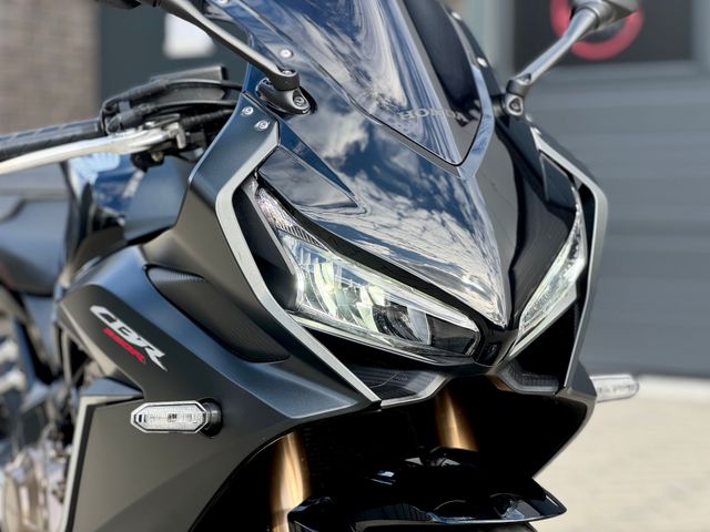 honda - cbr-650-r