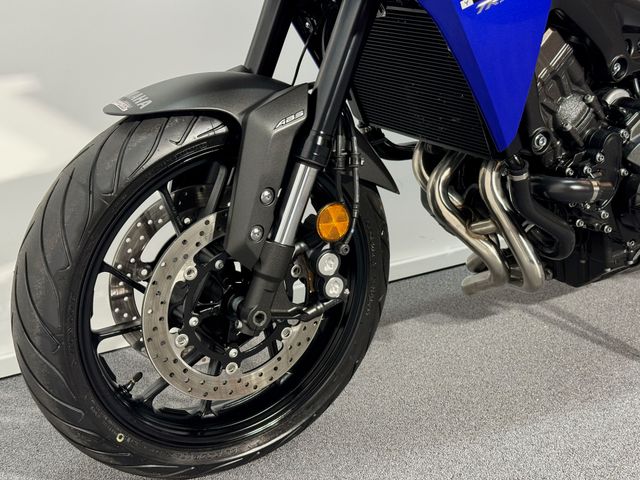 yamaha - tracer-900-abs