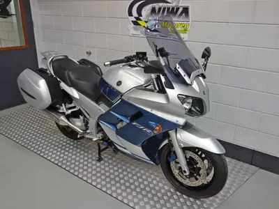 YAMAHA FJR 1300 – foto 3